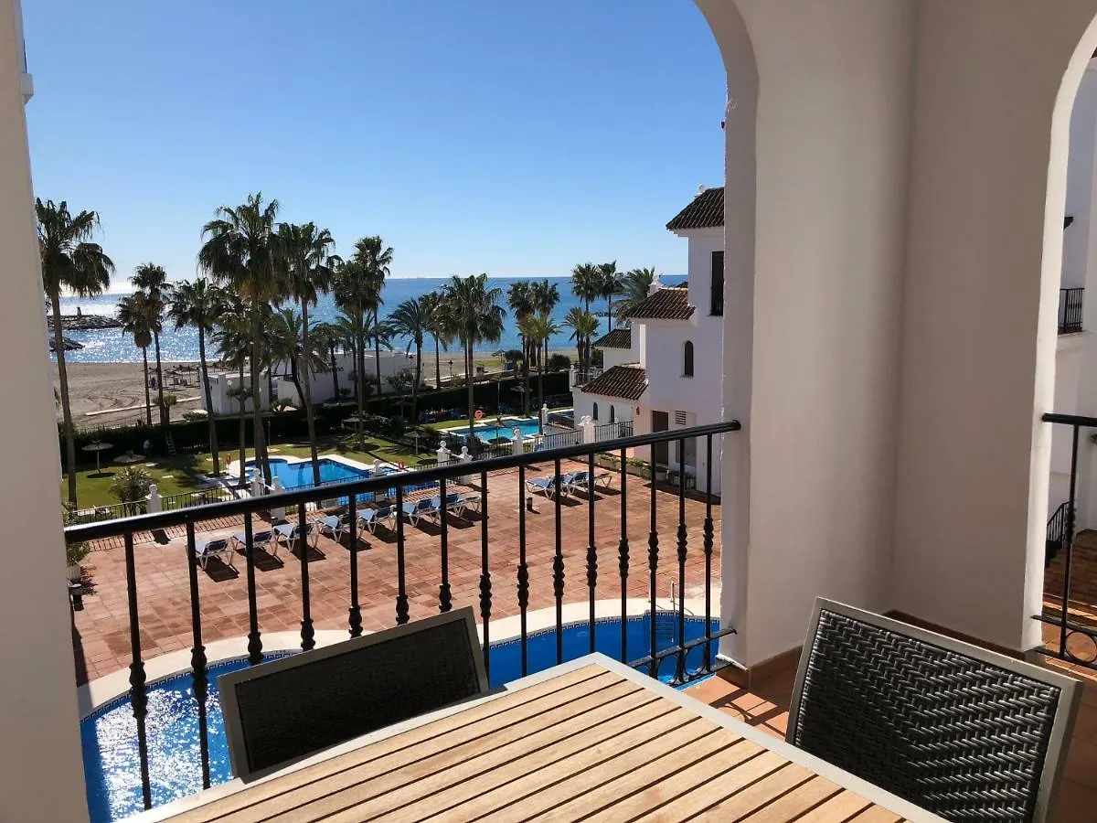 Puerto De La Duquesa Sea View Apartment Manilva Spain